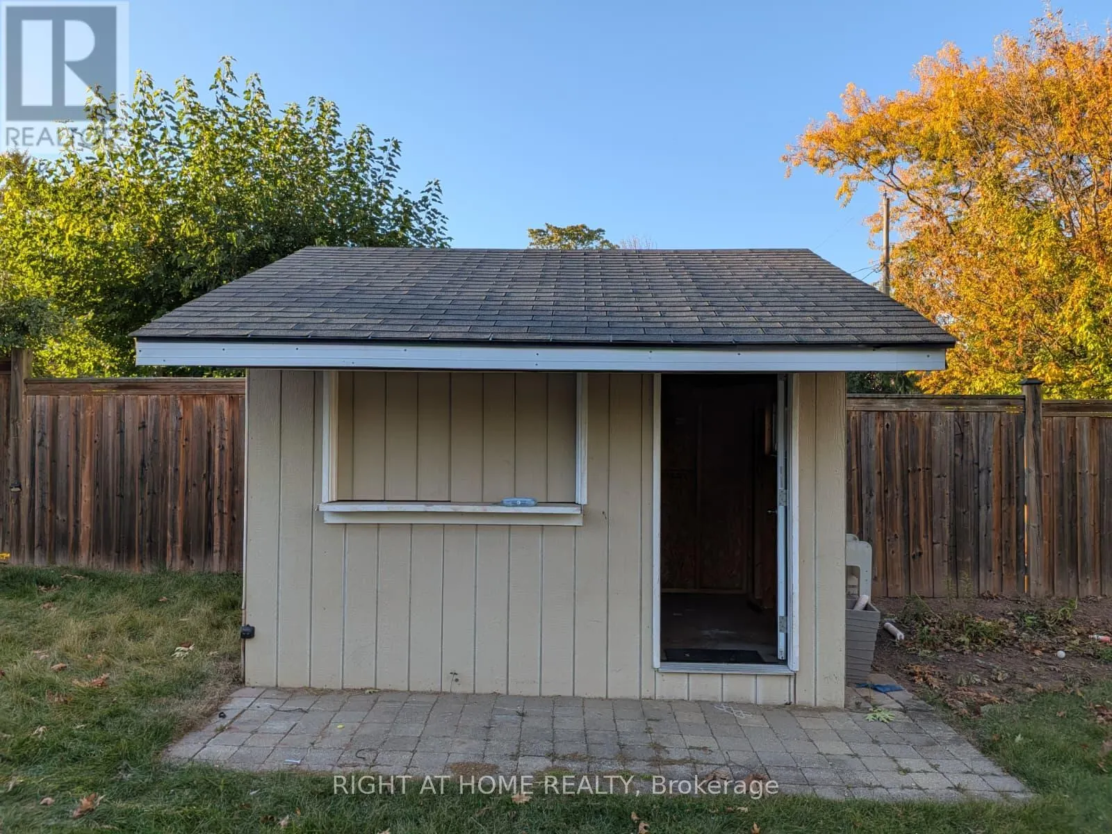 273 KENWOOD AVENUE