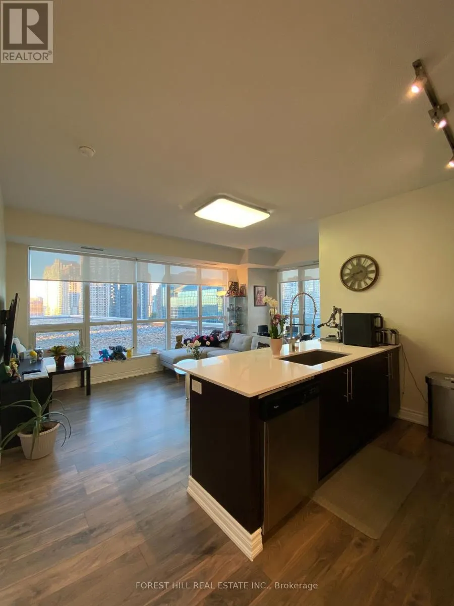807 - 4011 BRICKSTONE MEWS