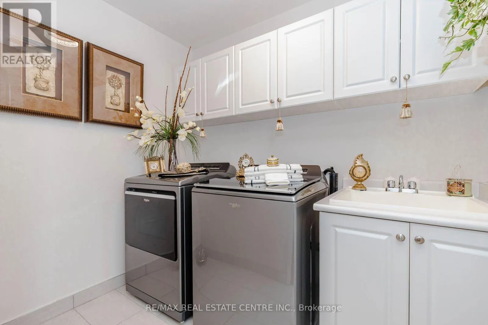 4061 CHANNING CRESCENT