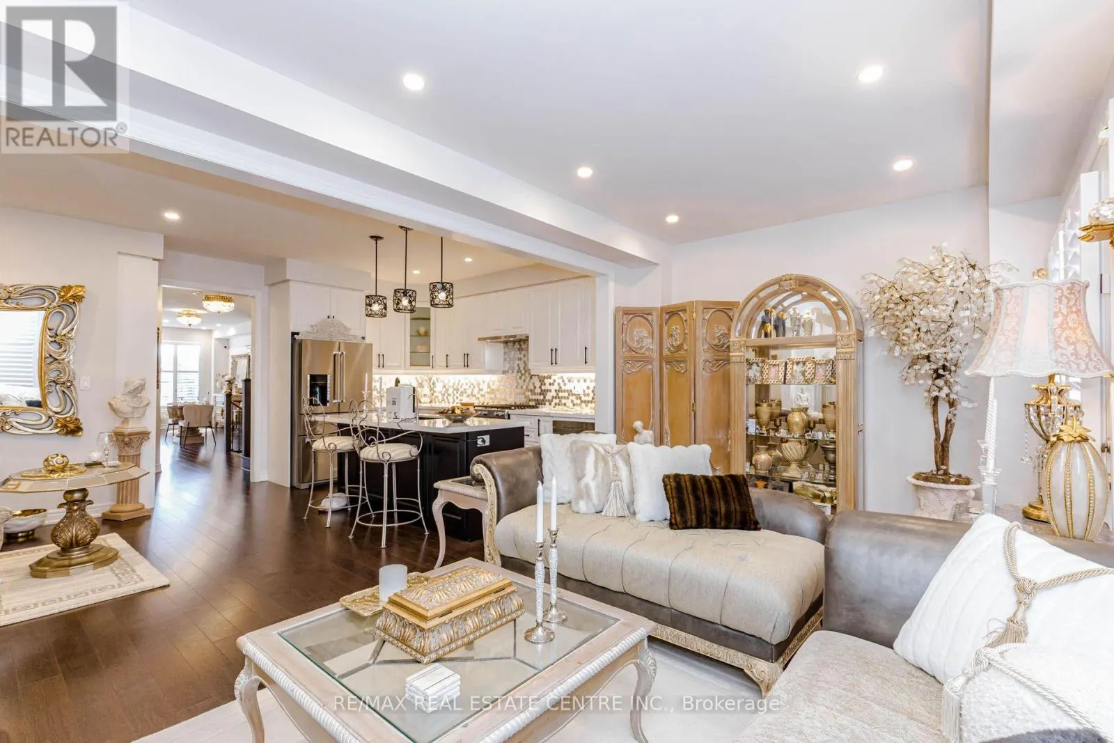 4061 CHANNING CRESCENT