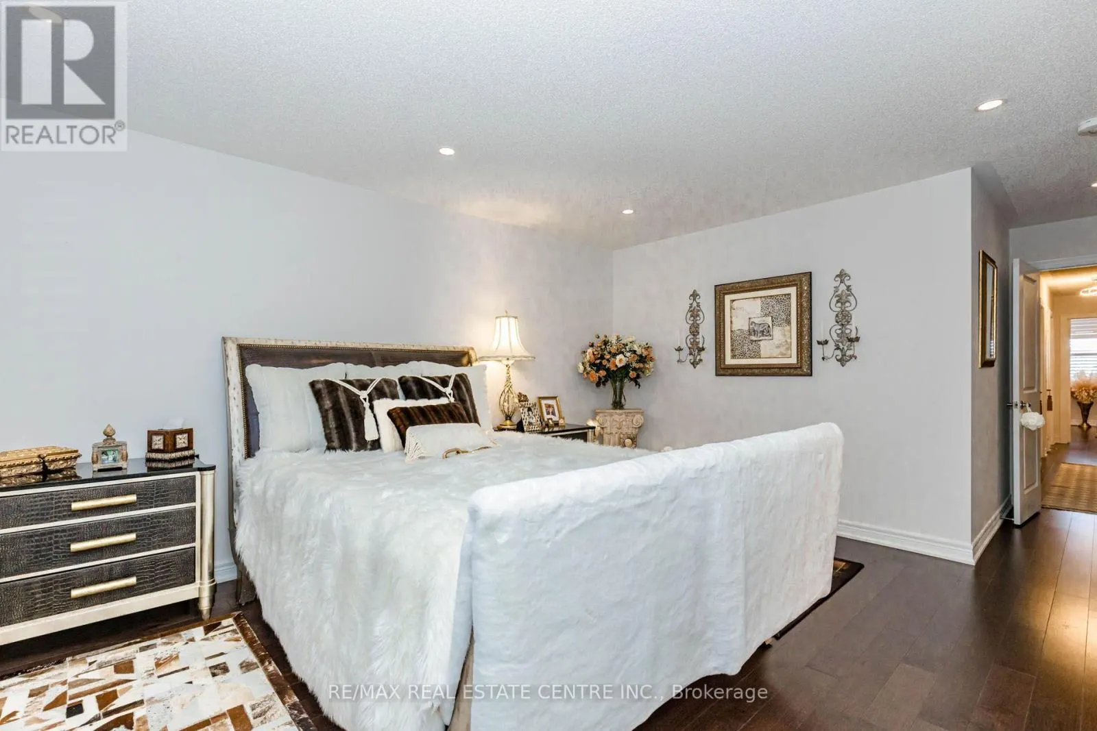4061 CHANNING CRESCENT