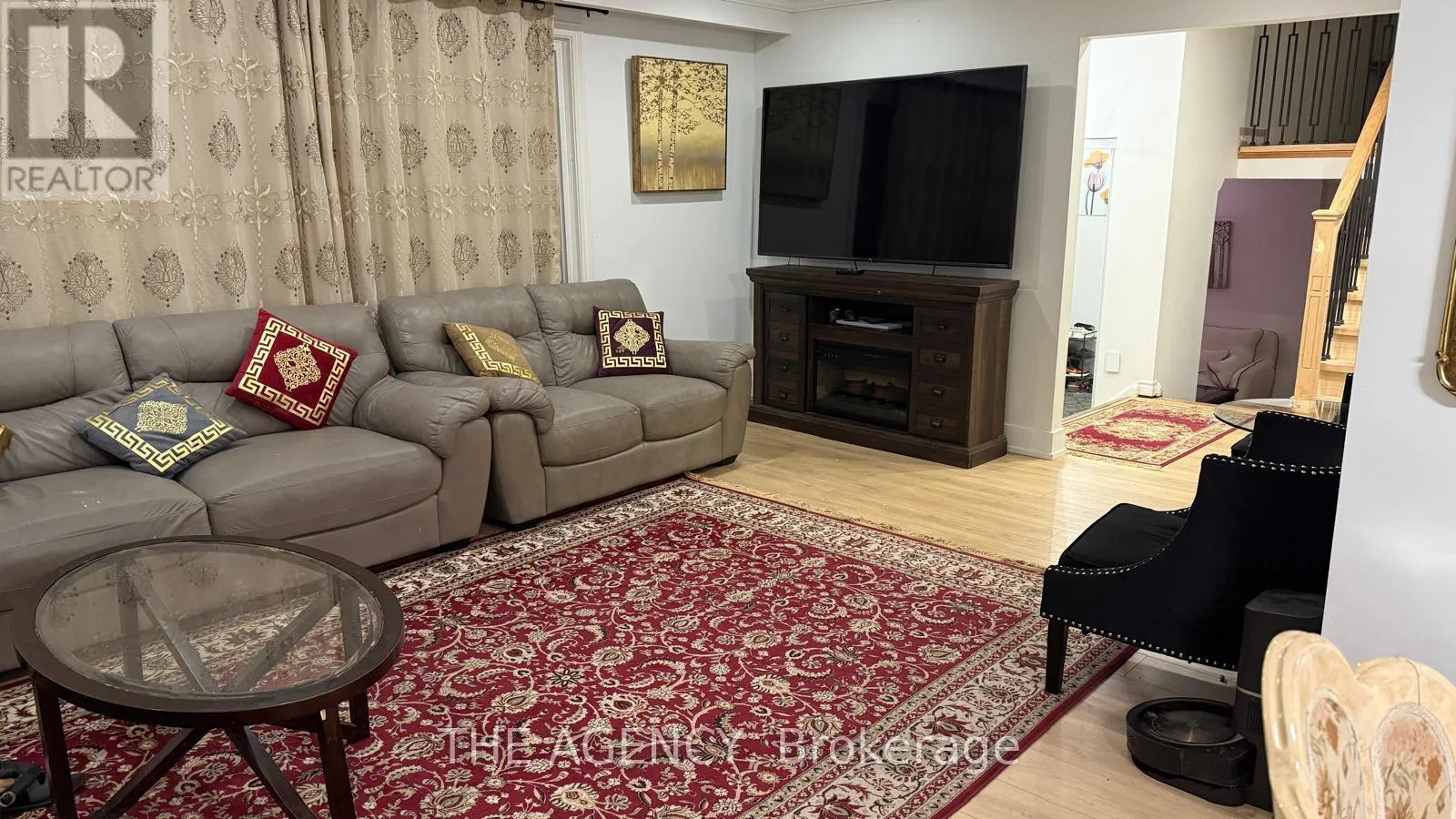 411 LAURIER AVENUE