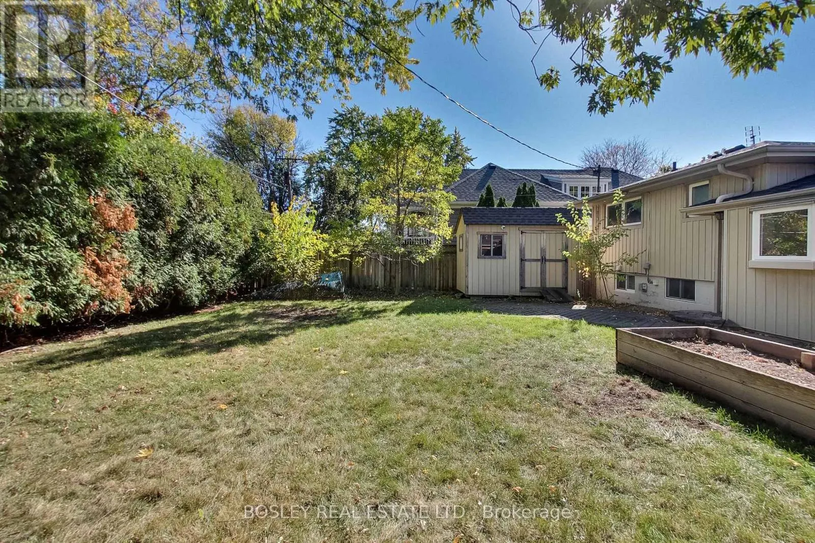 623 THORNWOOD AVENUE