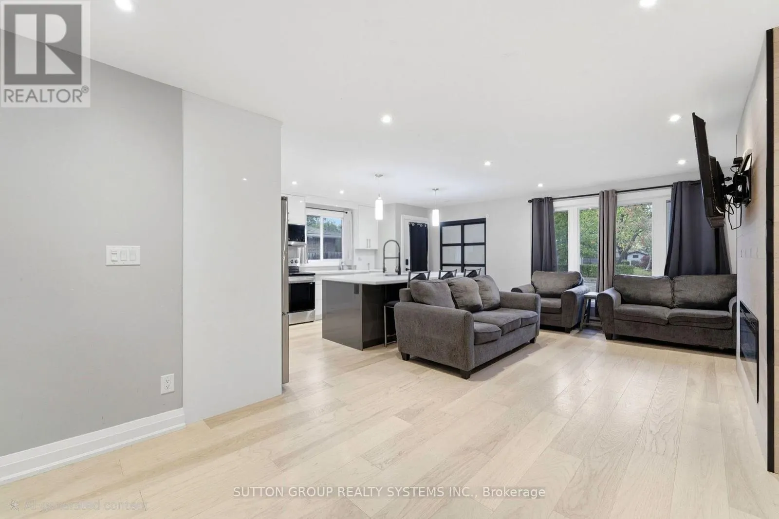1916 REISS COURT