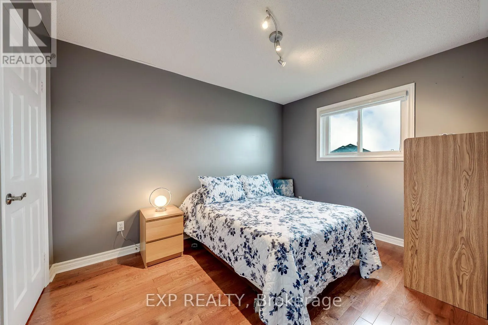19 HORNED OWL DRIVE