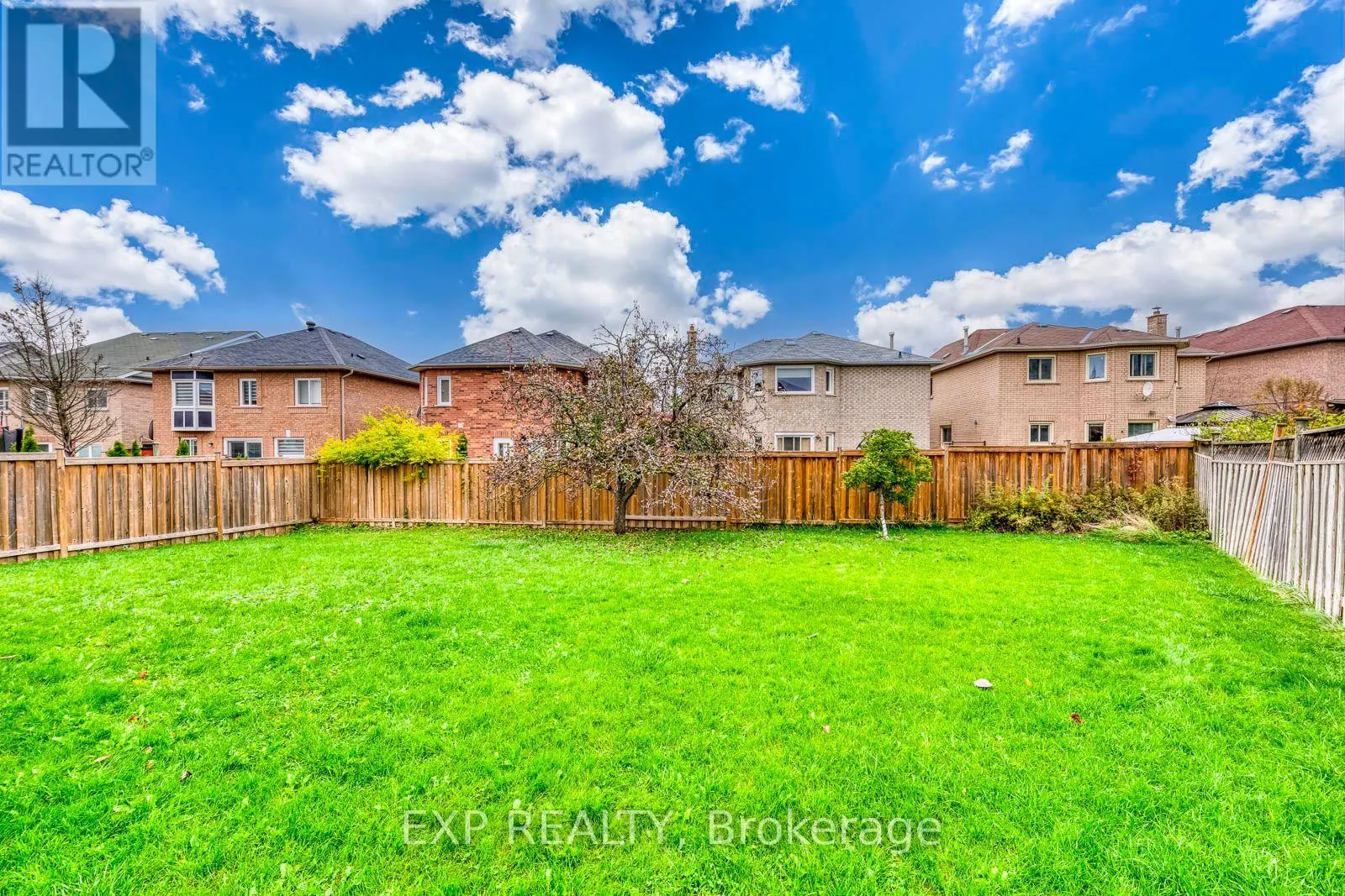 19 HORNED OWL DRIVE