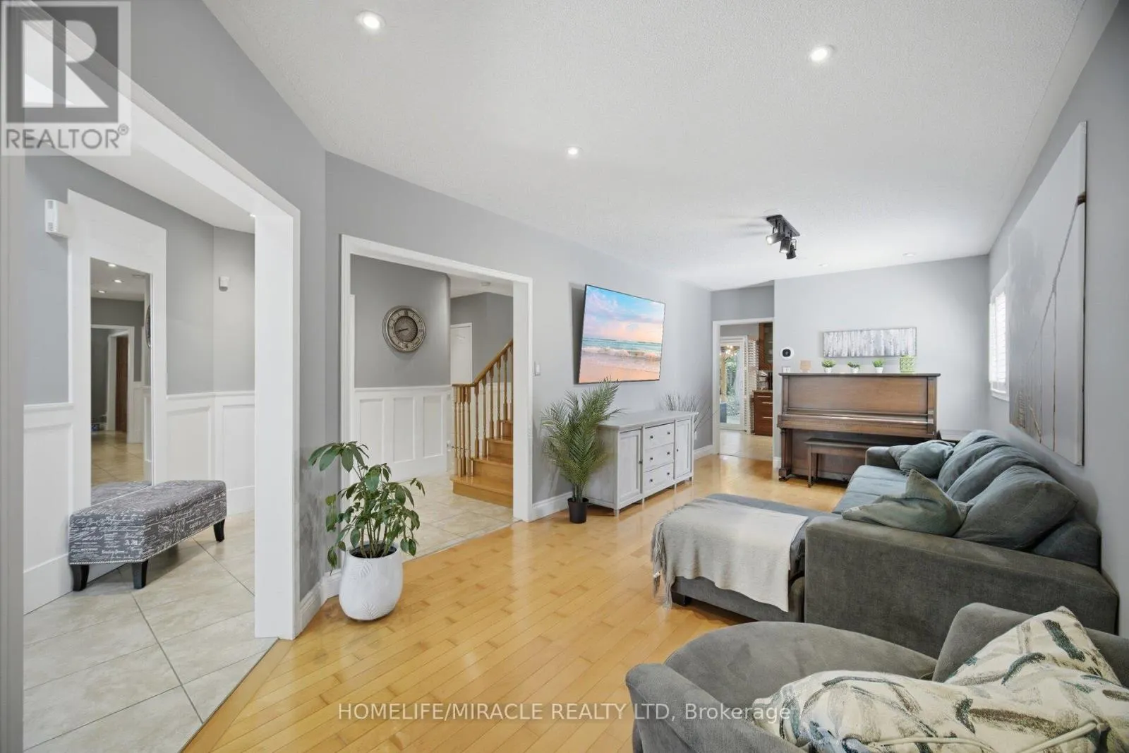 6089 CARRADINE COURT