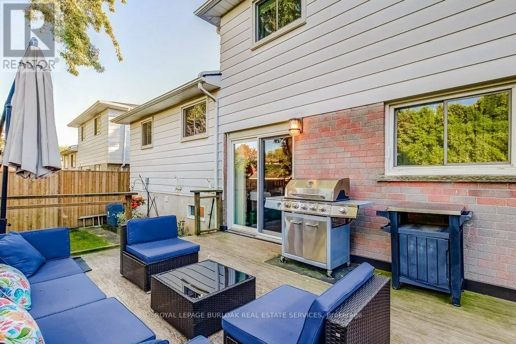 1485 NEWLANDS CRESCENT