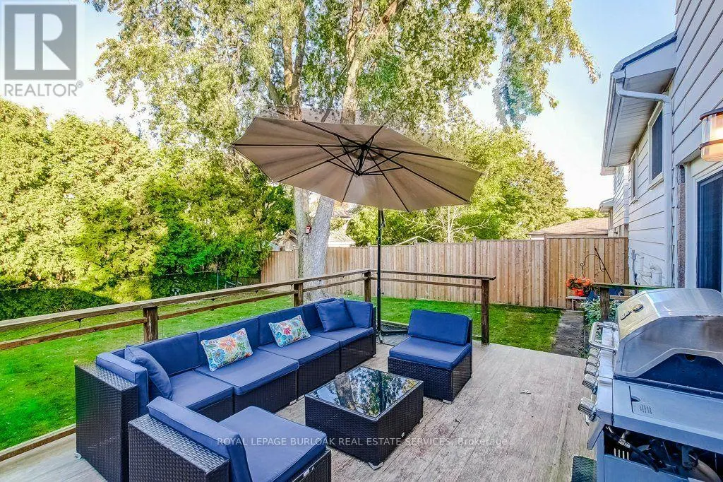 1485 NEWLANDS CRESCENT