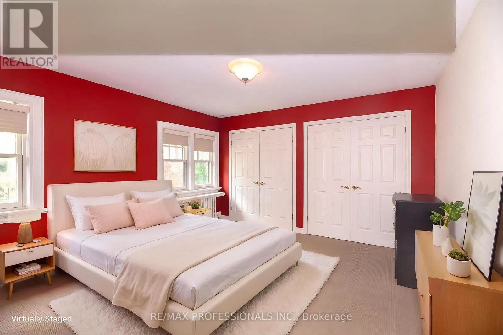 61 GRENVIEW BOULEVARD N