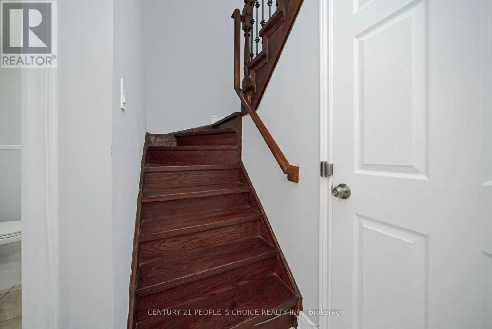 2 CHECKERBERRY CRESCENT