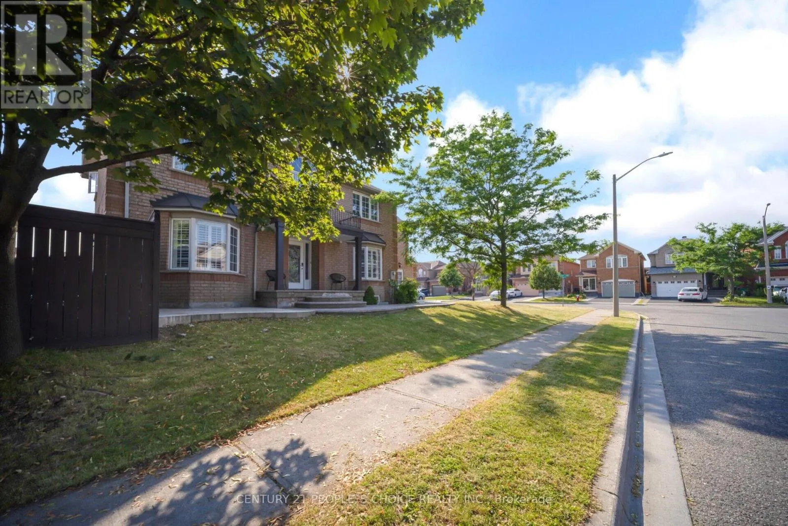 2 CHECKERBERRY CRESCENT