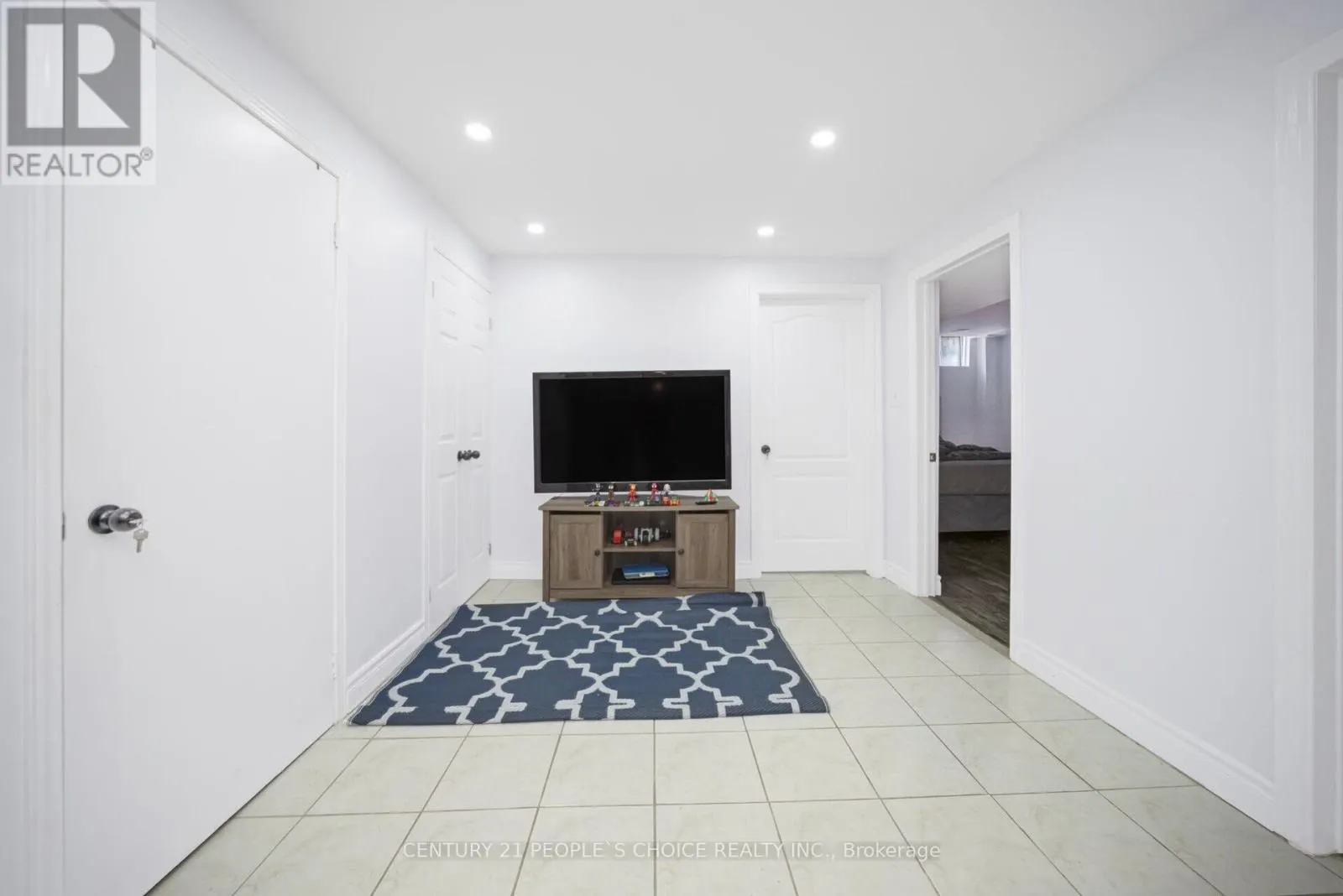 2 CHECKERBERRY CRESCENT
