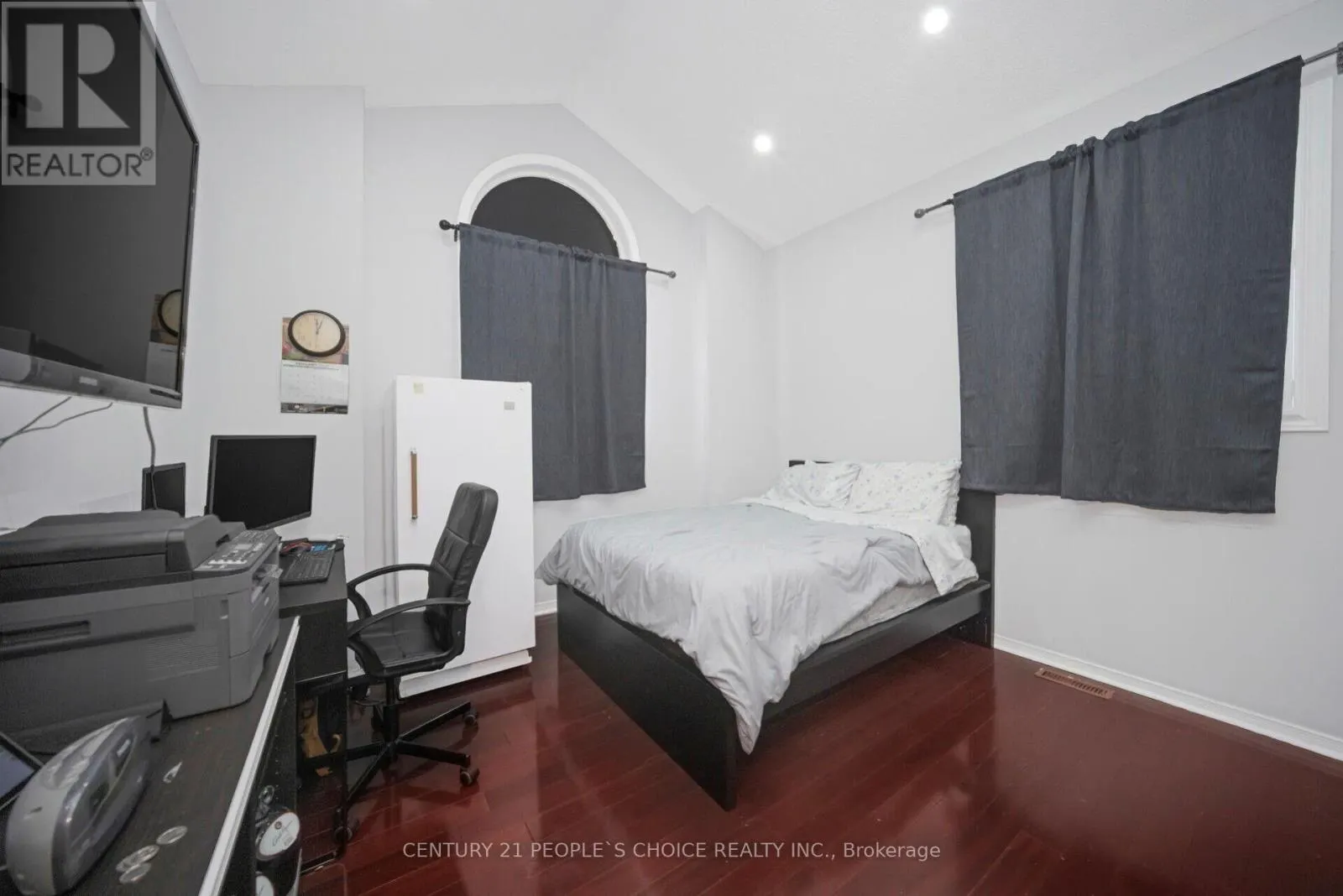 2 CHECKERBERRY CRESCENT