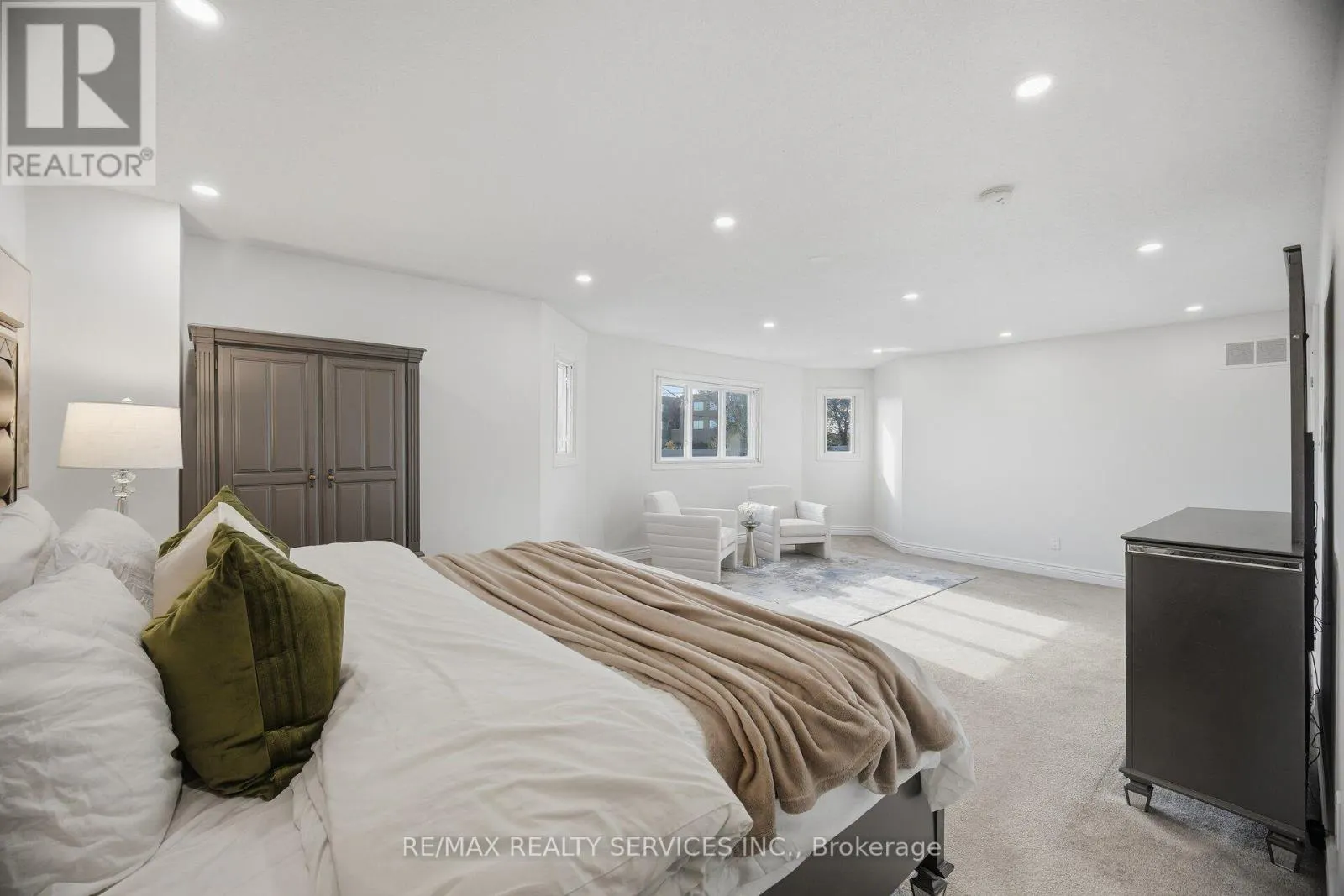 28 CORKETT DRIVE