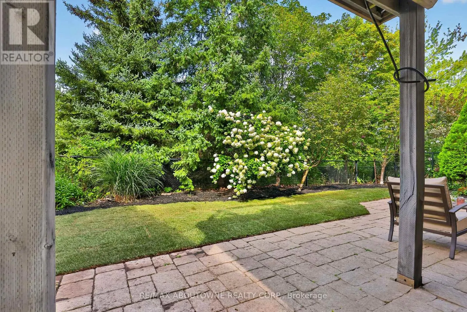 2269 WHITWORTH DRIVE