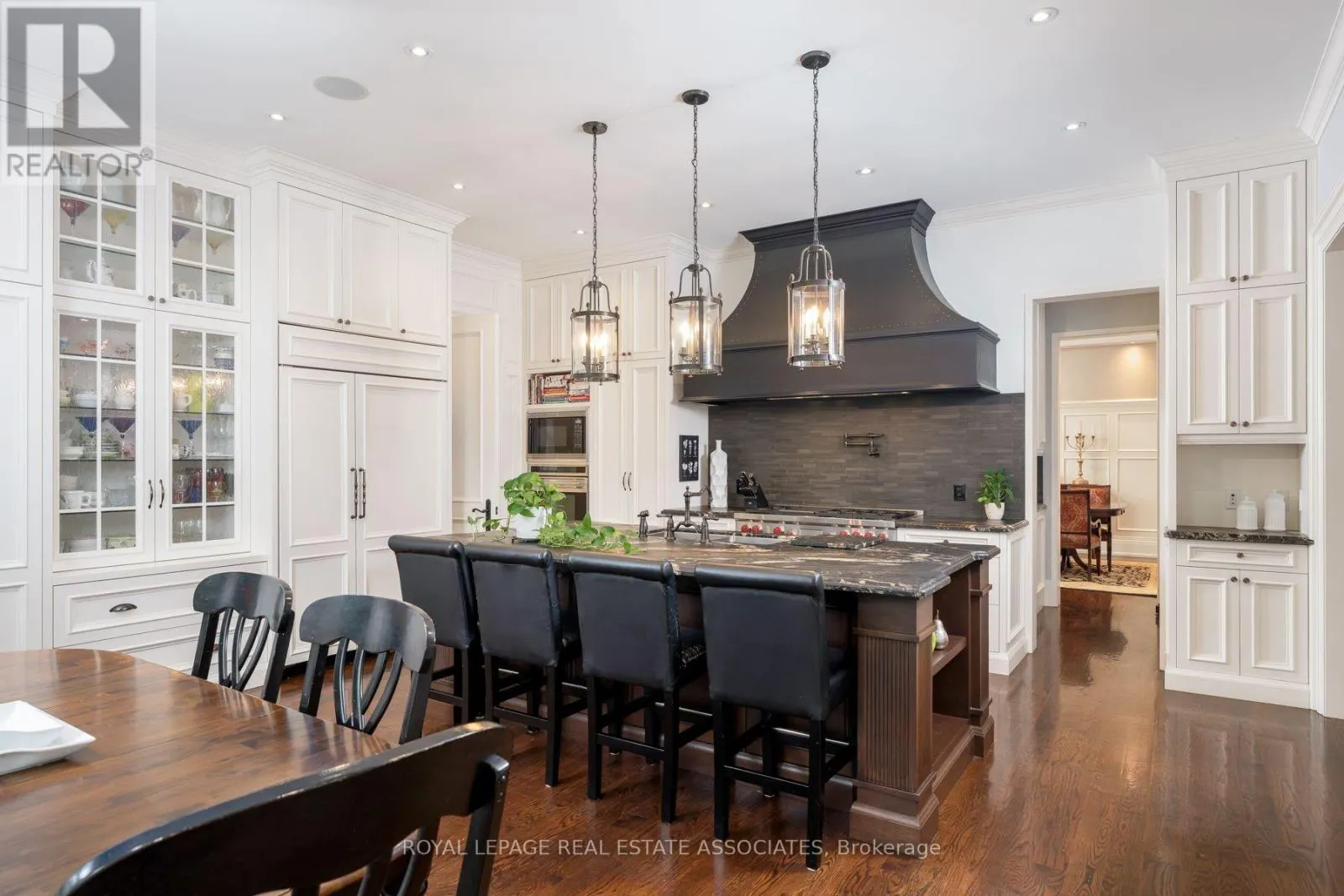 1469 CRESCENT ROAD
