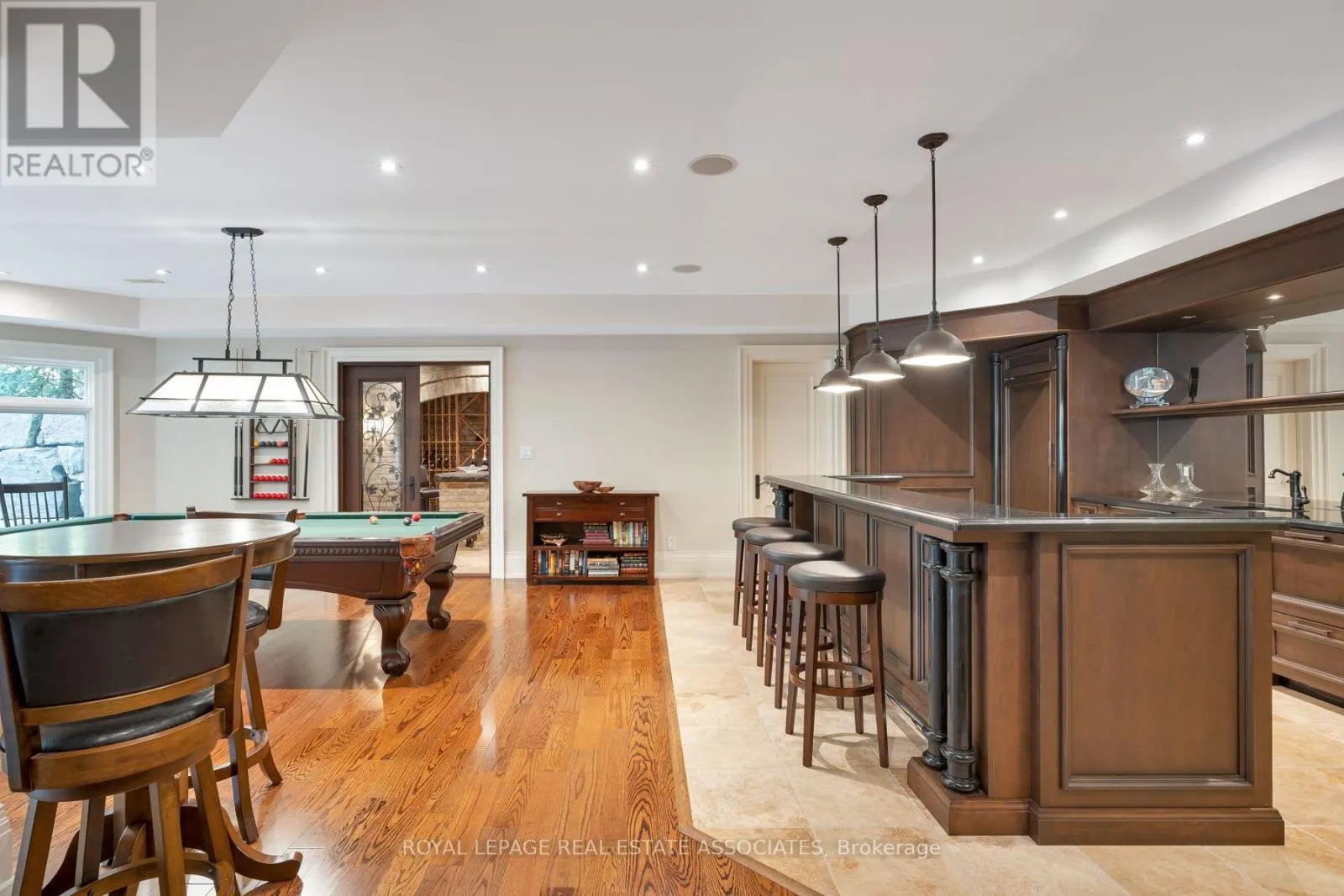 1469 CRESCENT ROAD