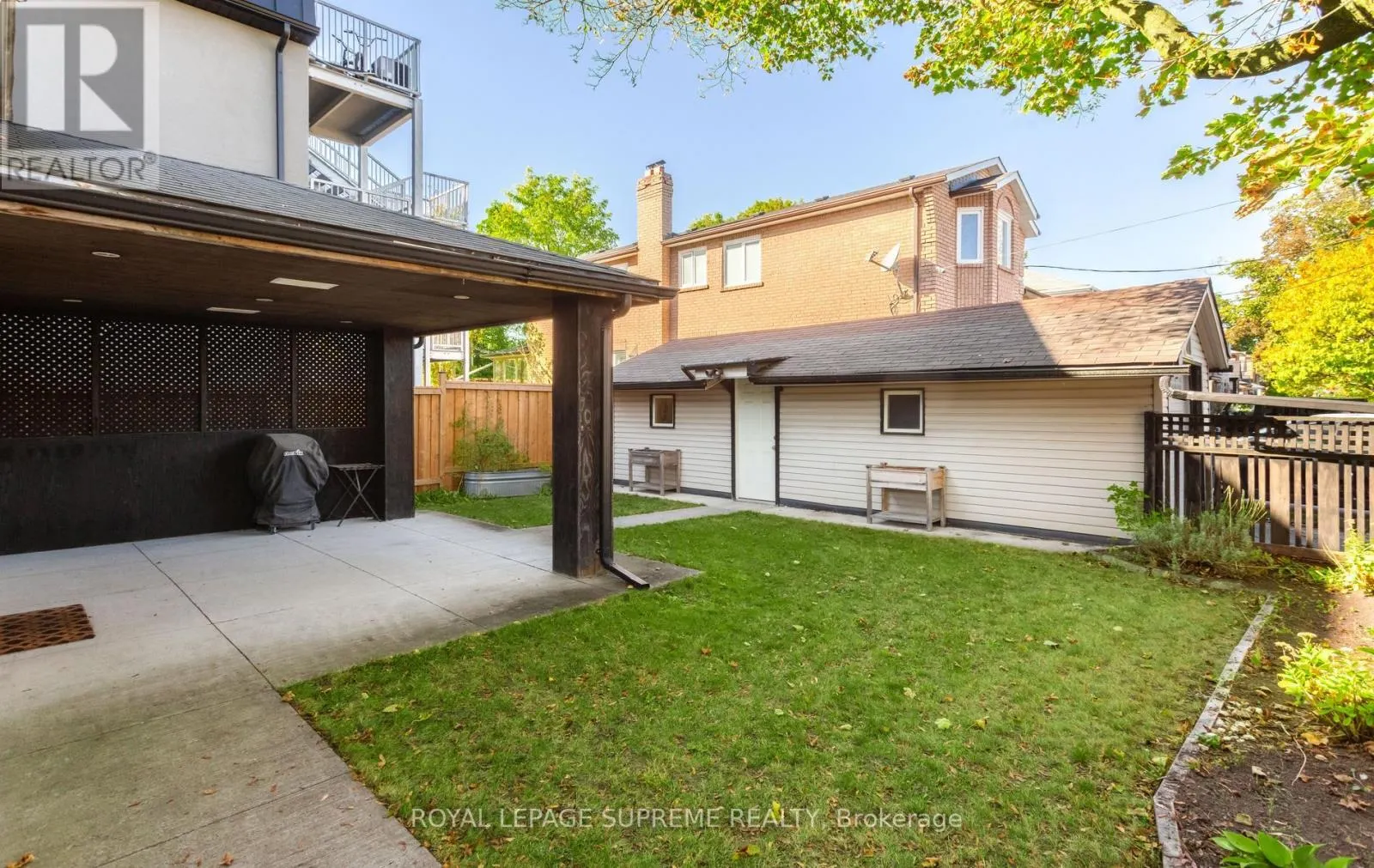 54 EAST DRIVE