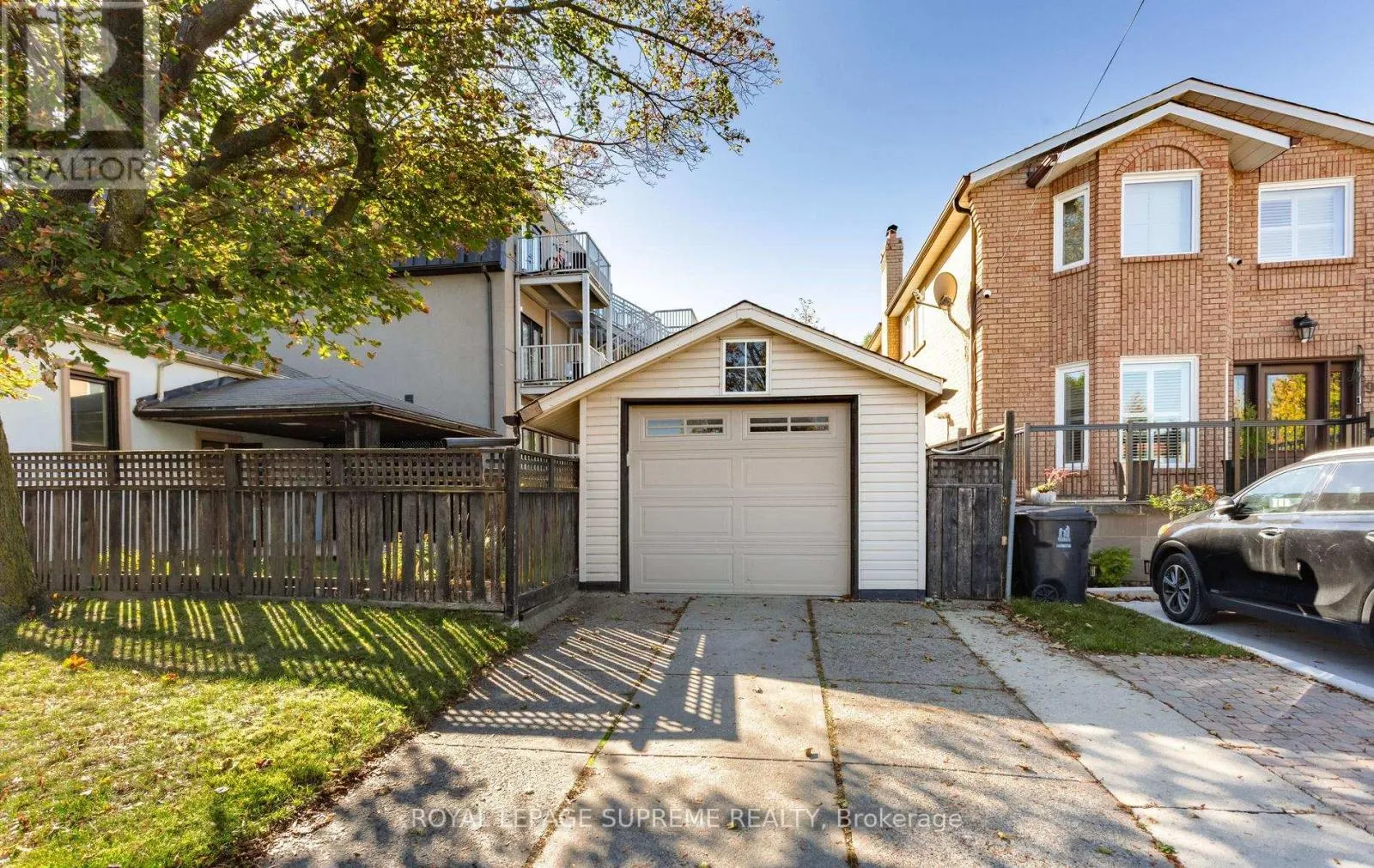 54 EAST DRIVE