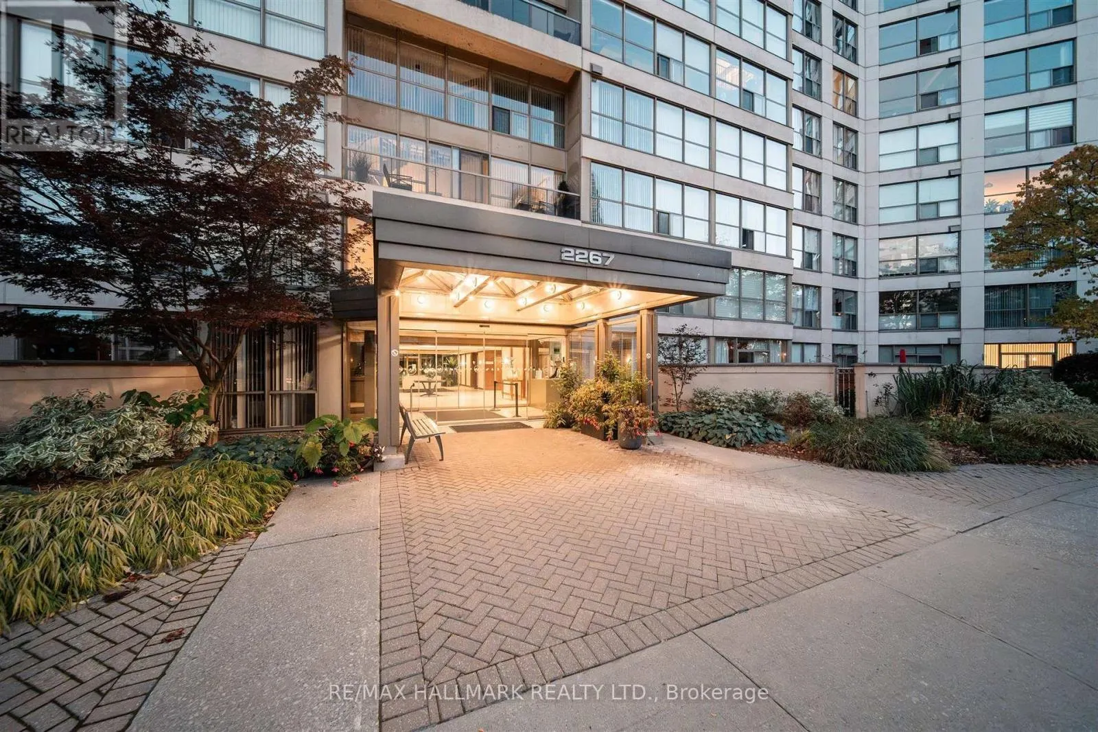 707 - 2267 LAKESHORE BOULEVARD W