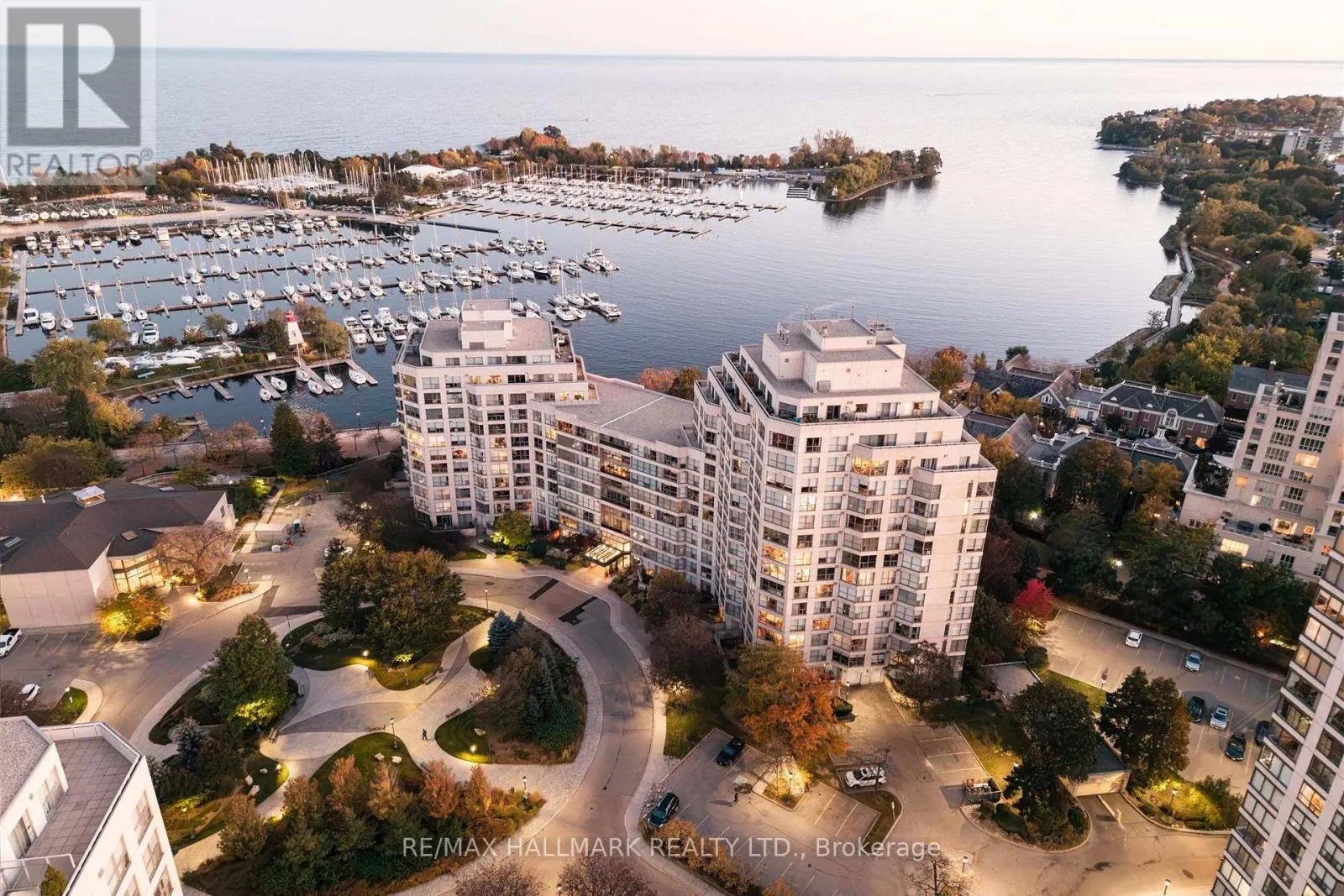 707 - 2267 LAKESHORE BOULEVARD W