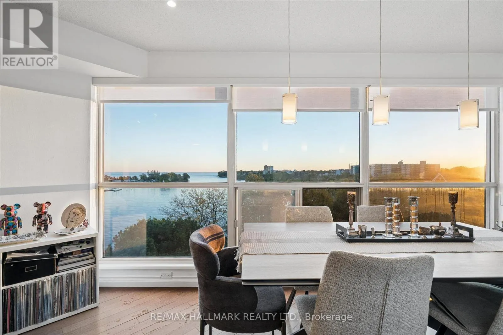 707 - 2267 LAKESHORE BOULEVARD W
