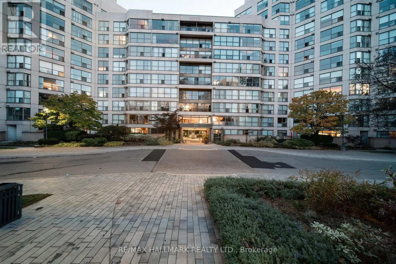 707 - 2267 LAKESHORE BOULEVARD W