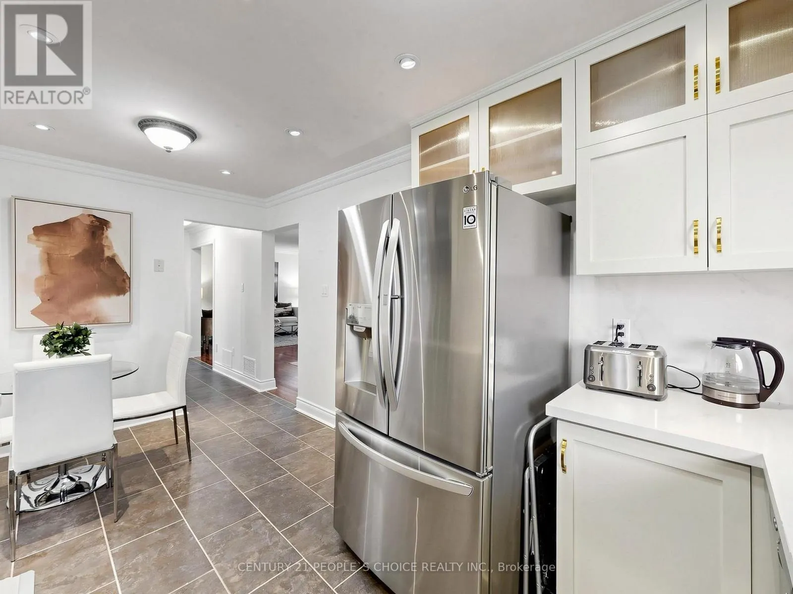 6318 CAMGREEN CIRCLE