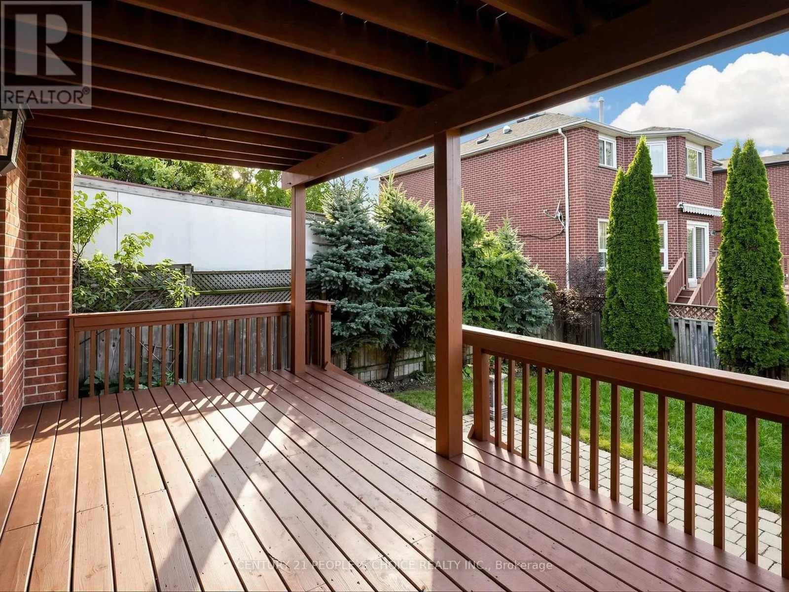 6318 CAMGREEN CIRCLE