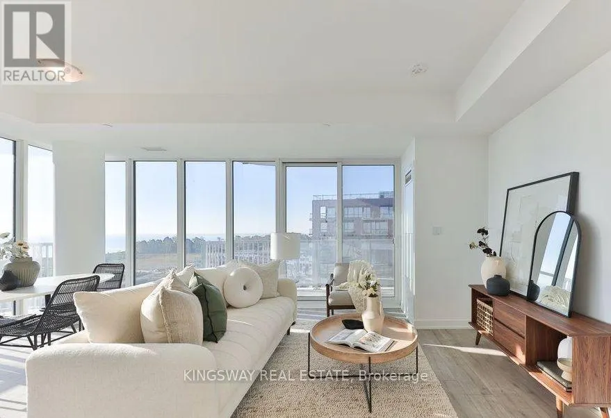912 - 220 MISSINNIHE WAY