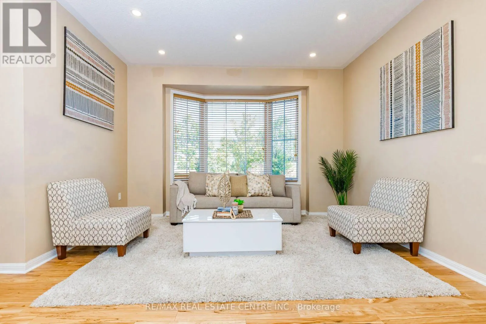 14 ALBORETO WAY