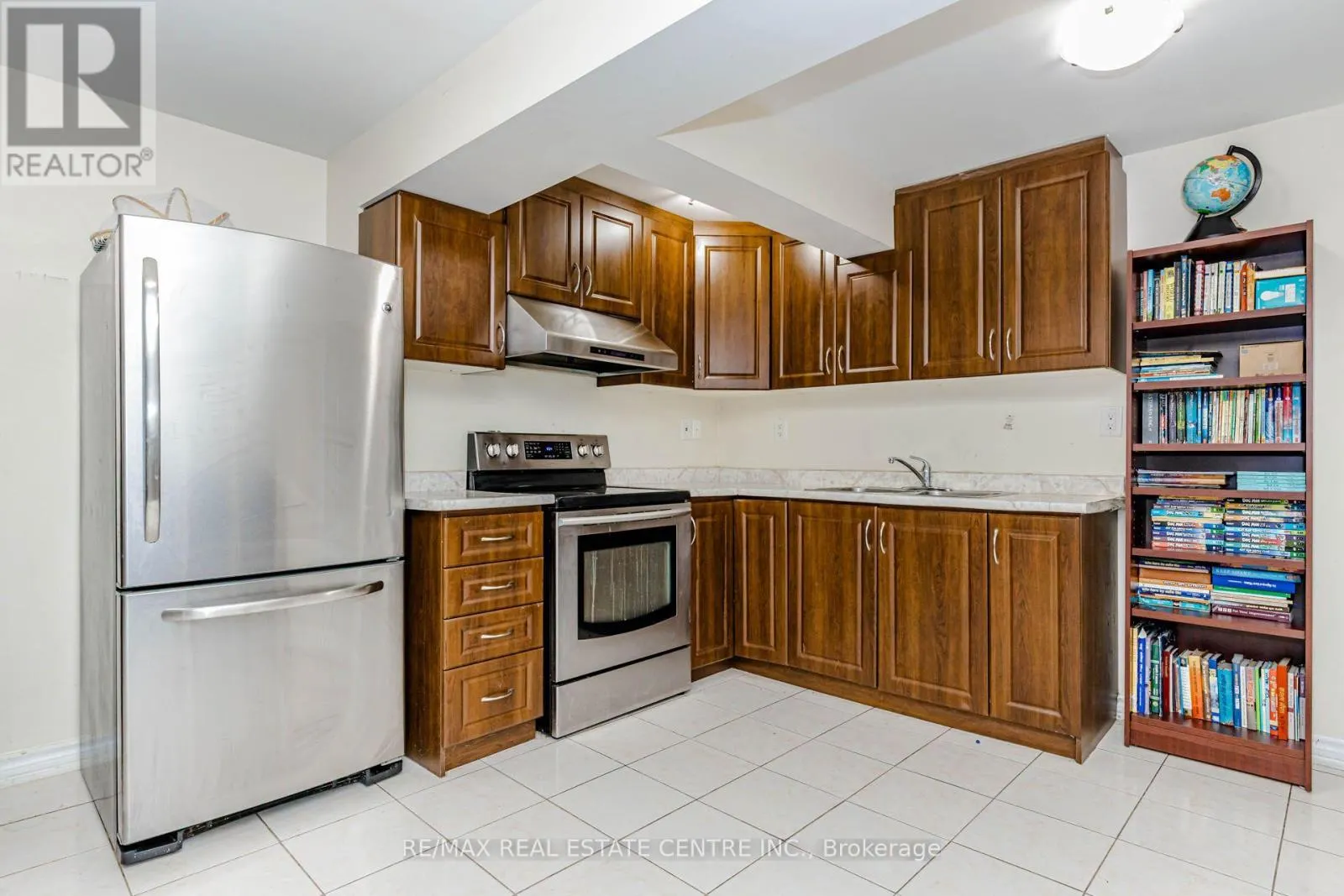 14 ALBORETO WAY