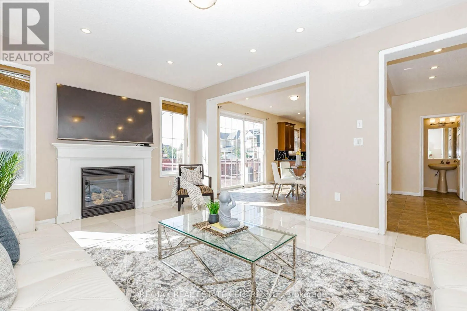 14 ALBORETO WAY