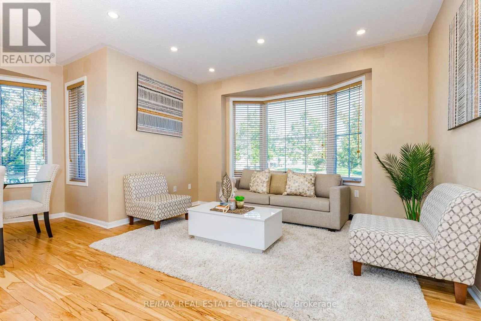 14 ALBORETO WAY