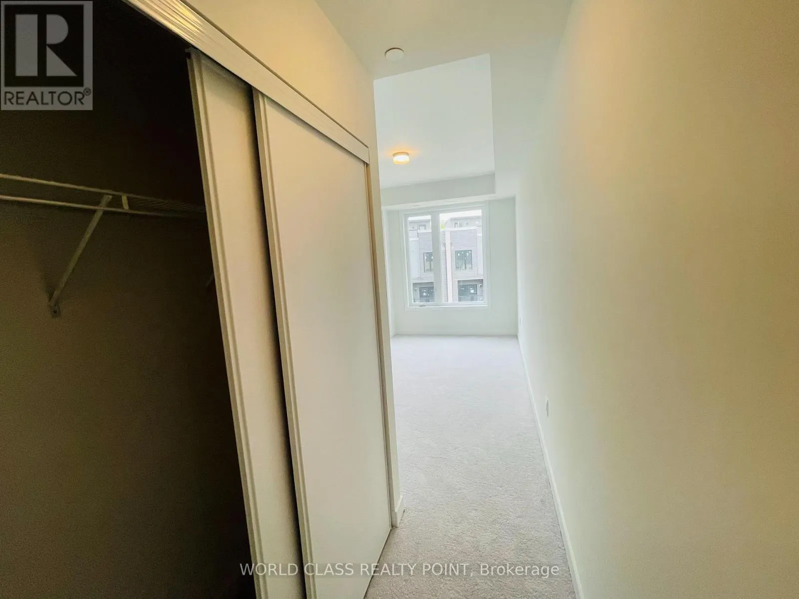 25 - 3546 COLONIAL DRIVE