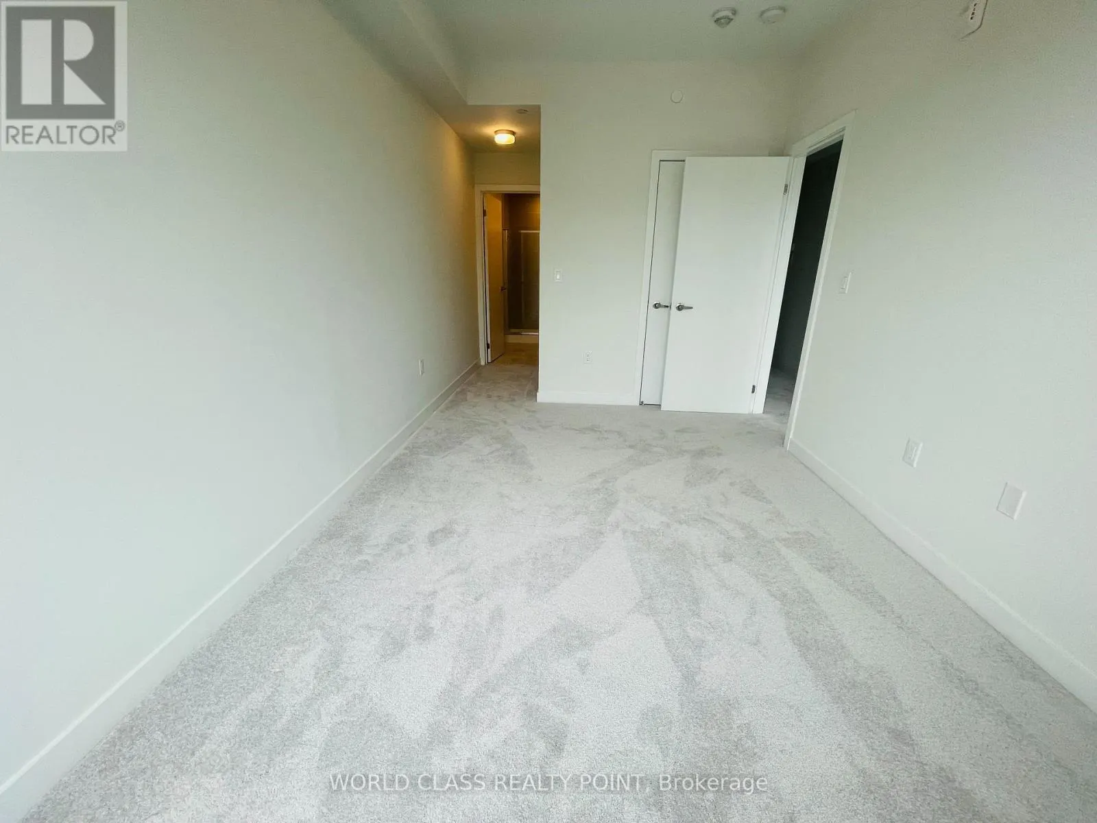 25 - 3546 COLONIAL DRIVE