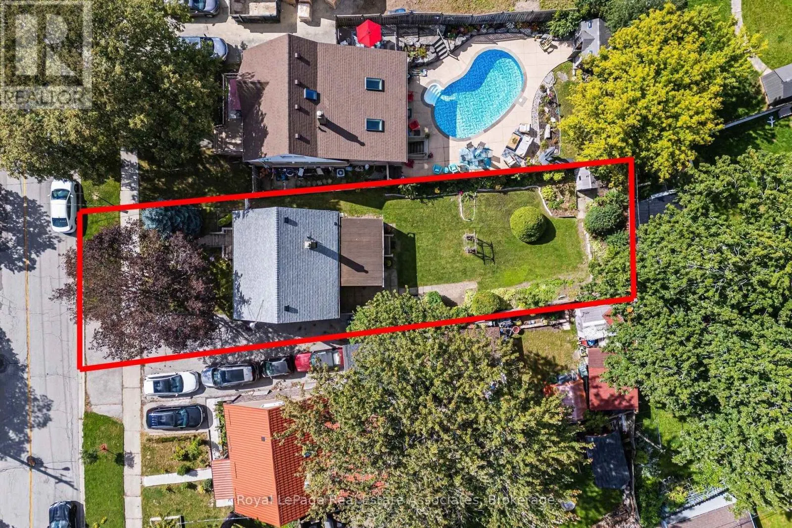 68 ALLENBY AVENUE