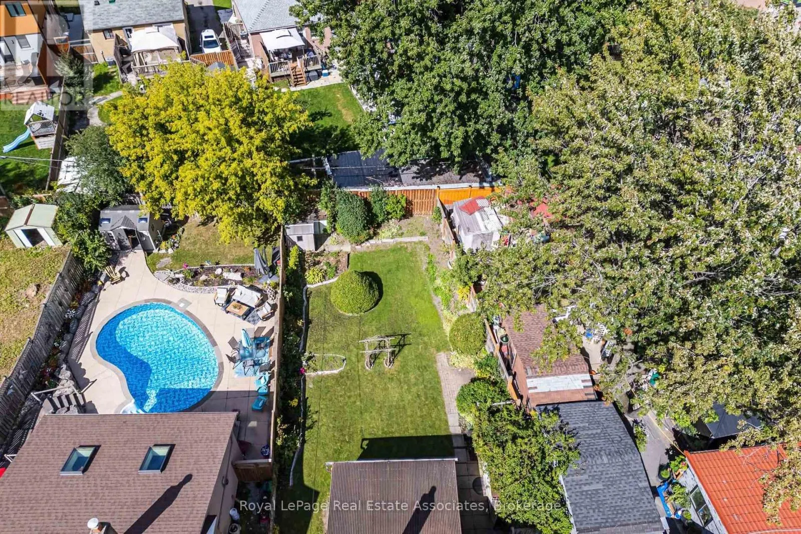 68 ALLENBY AVENUE