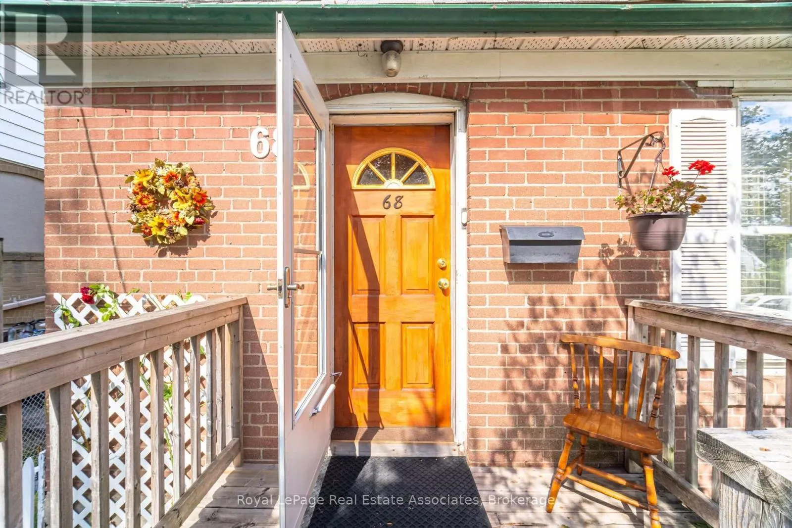 68 ALLENBY AVENUE