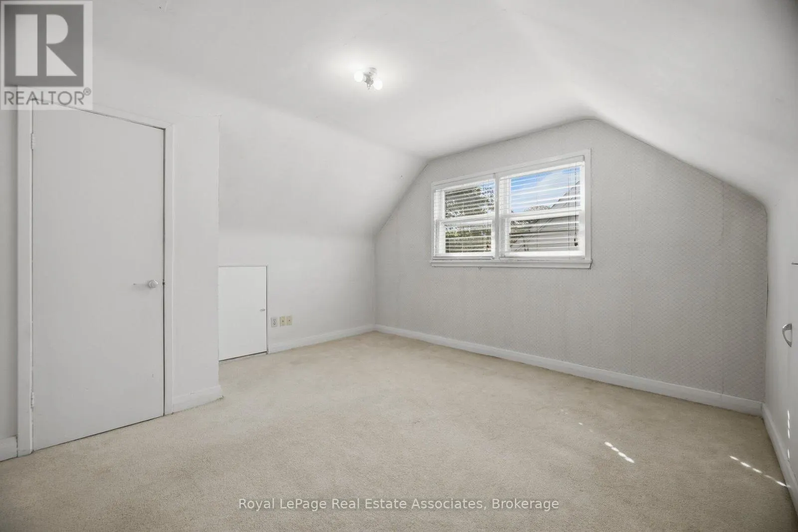 68 ALLENBY AVENUE