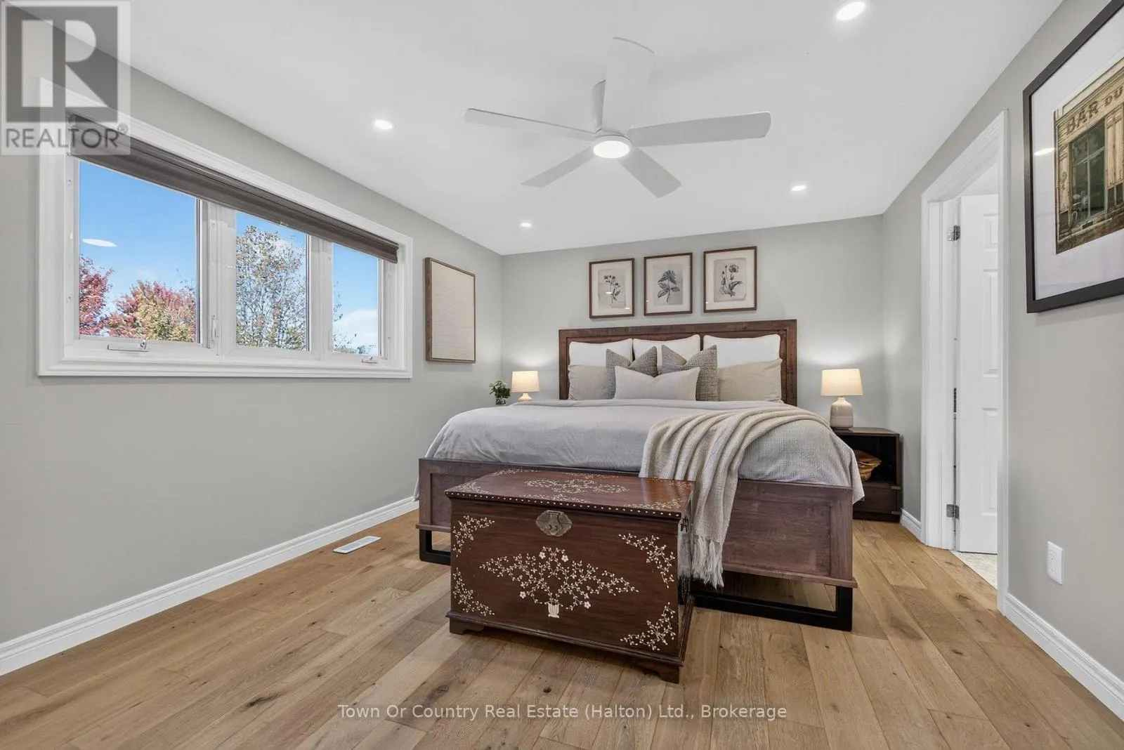 581 LORD SIMCOE COURT