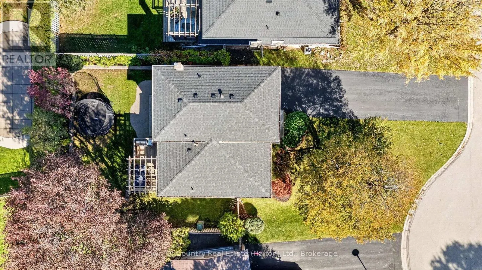 581 LORD SIMCOE COURT