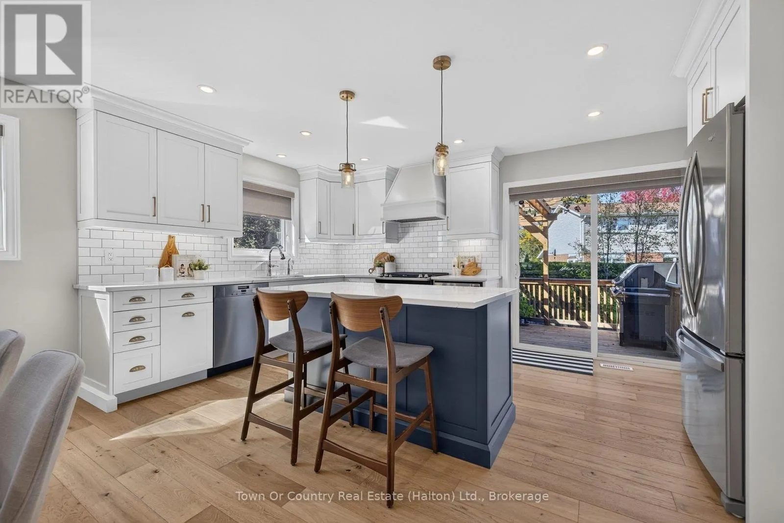 581 LORD SIMCOE COURT