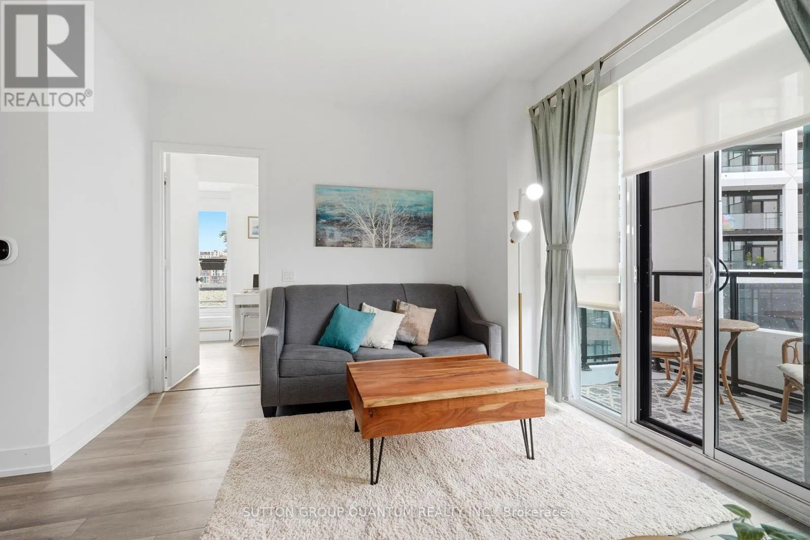 407 - 50 GEORGE BUTCHART DRIVE
