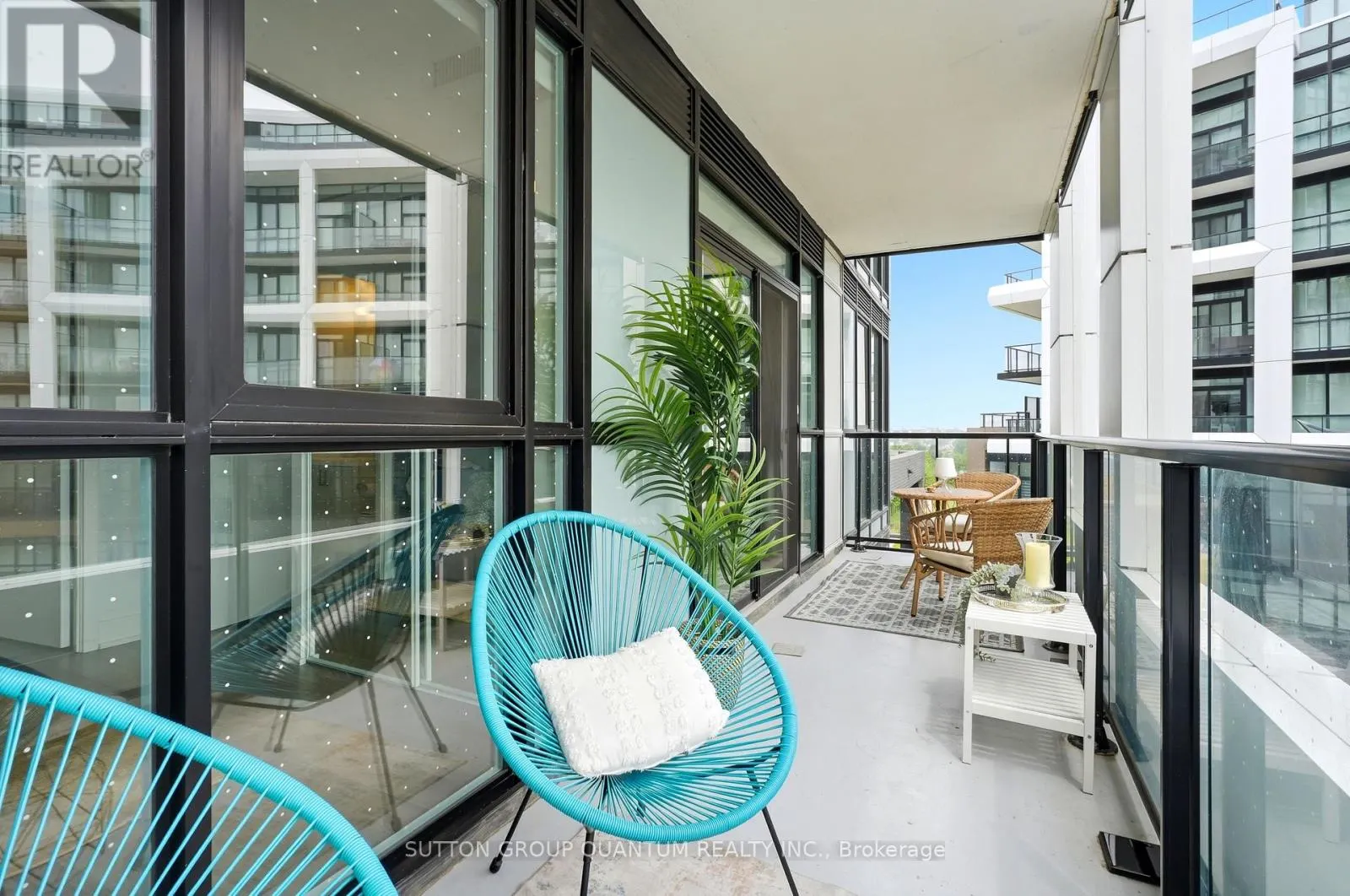 407 - 50 GEORGE BUTCHART DRIVE