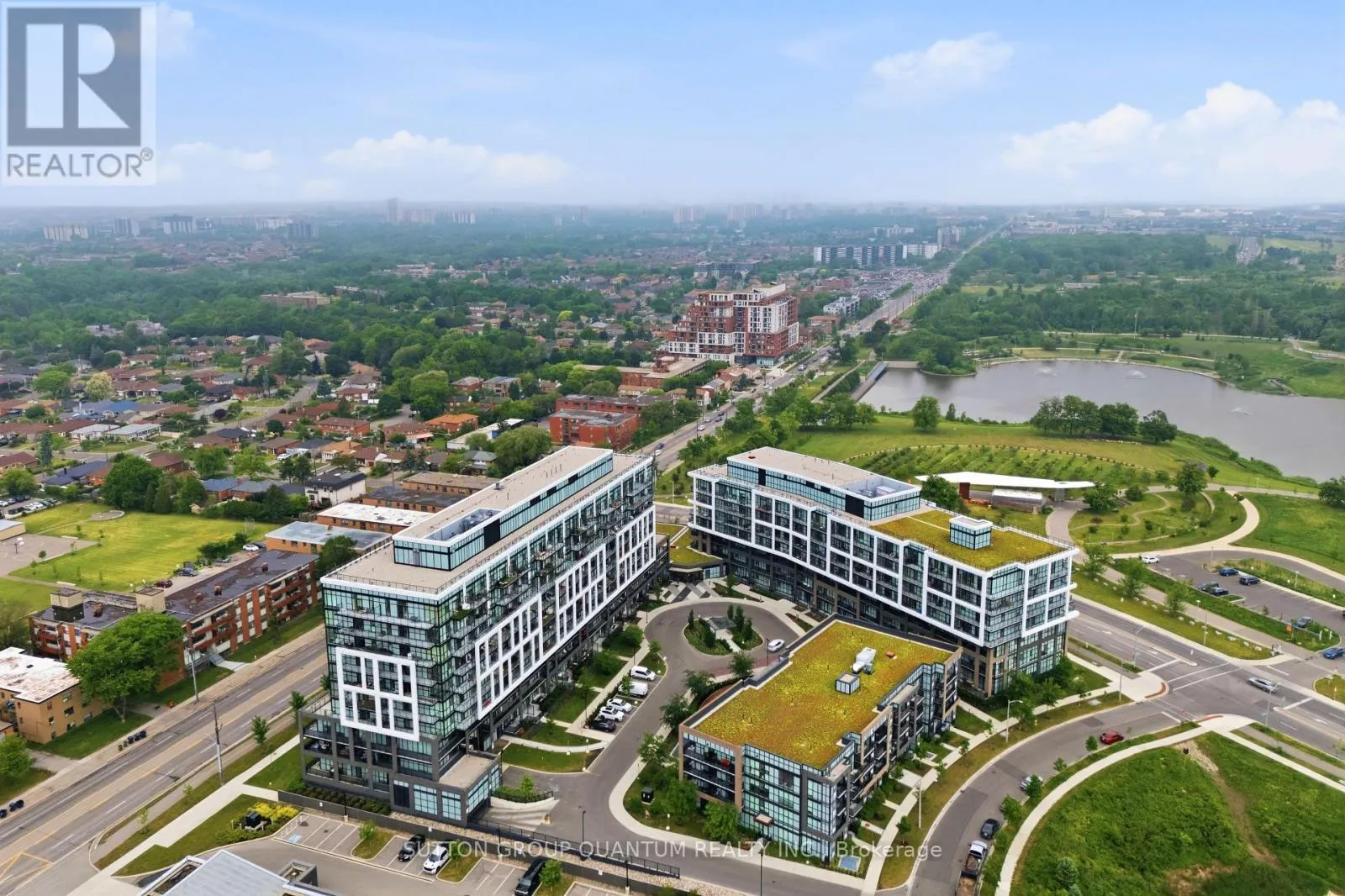 407 - 50 GEORGE BUTCHART DRIVE