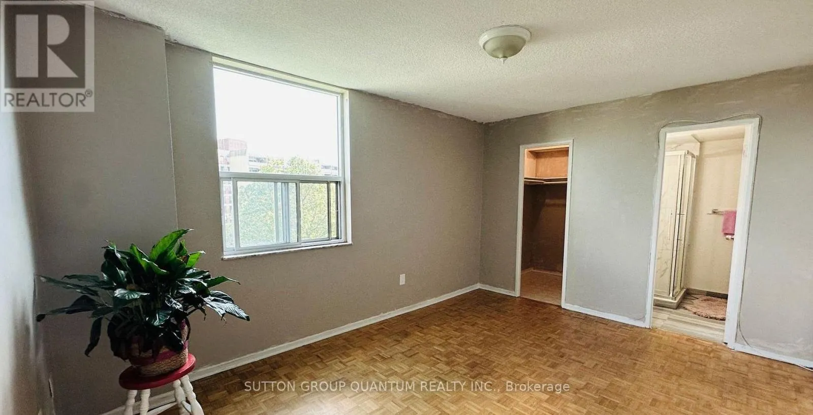 712 - 966 INVERHOUSE DRIVE