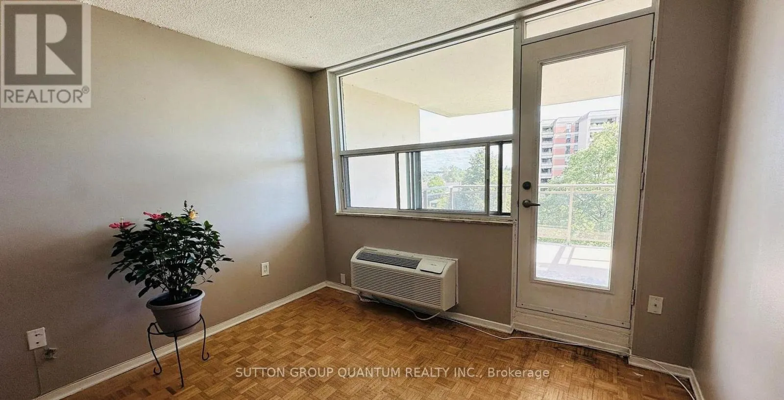 712 - 966 INVERHOUSE DRIVE