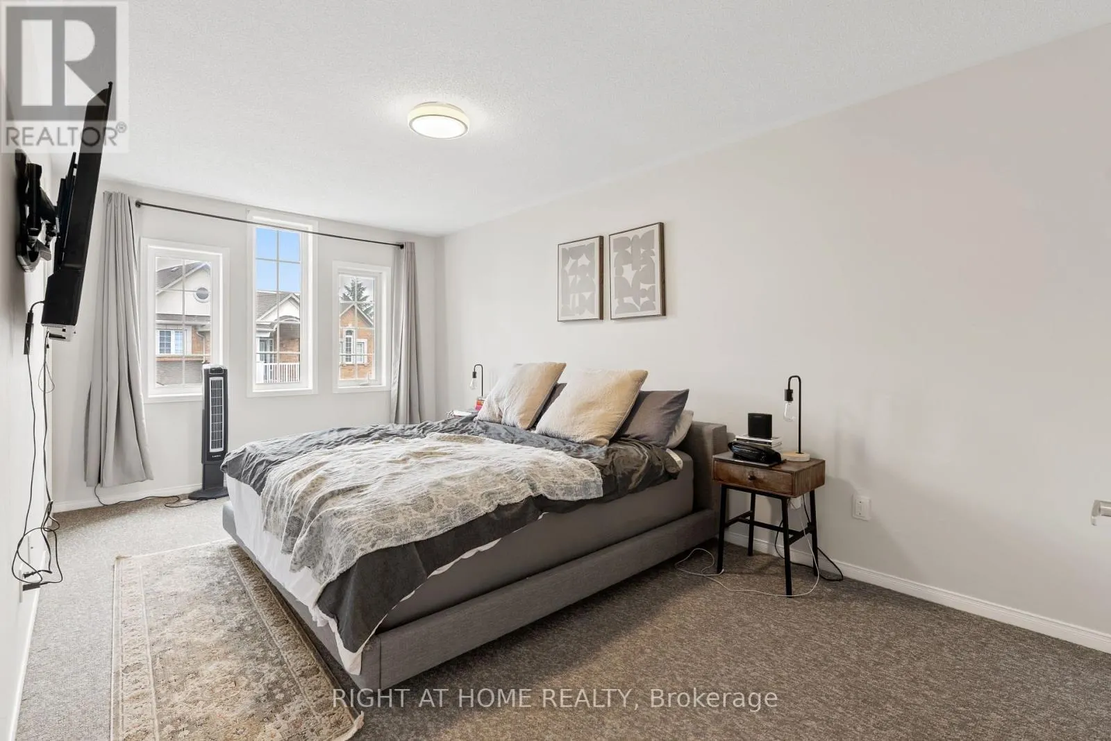 58 - 601 SHORELINE DRIVE